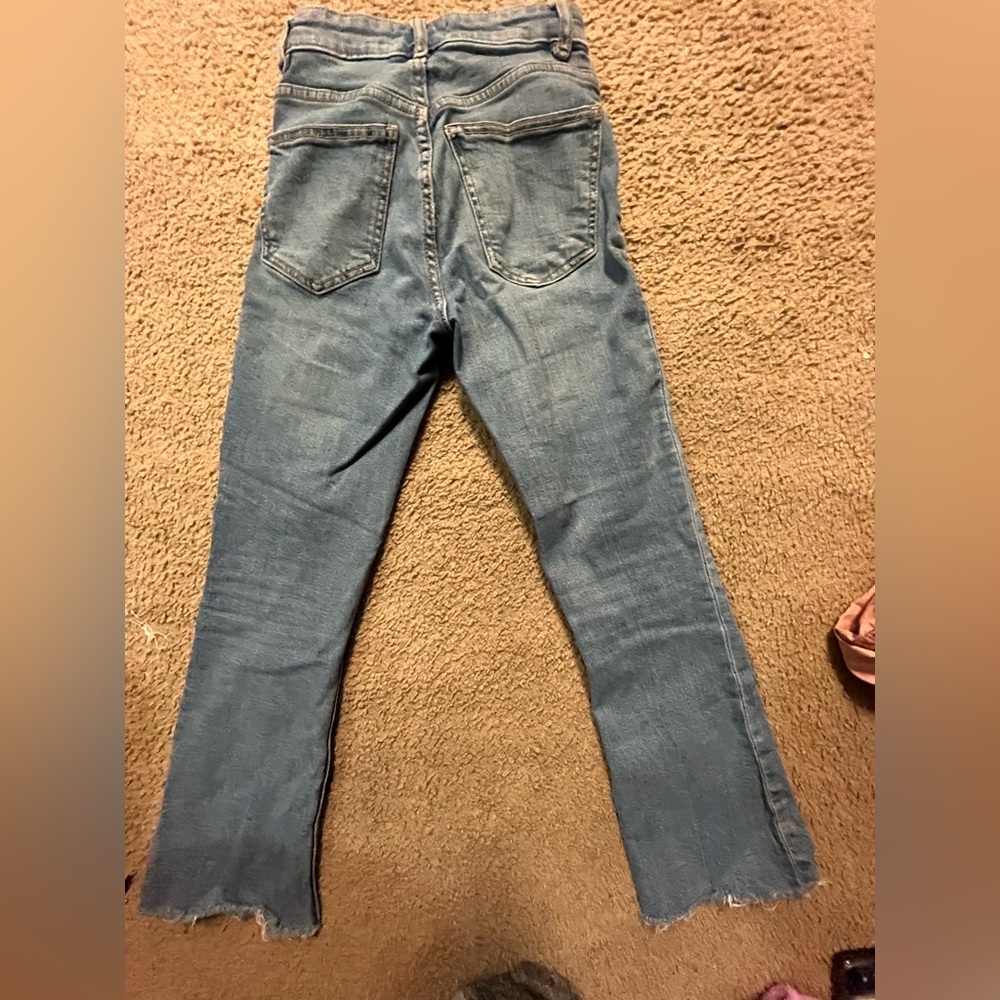 ZARA raw hem flared short Jean